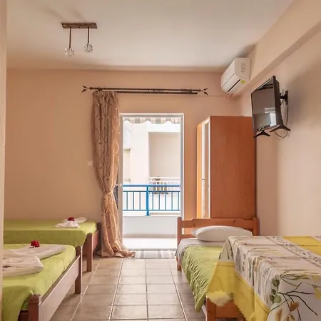 Apartment Studio Theano On The Beach *